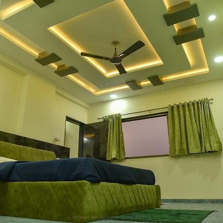Pawan Executive Tuljapur מראה חיצוני תמונה