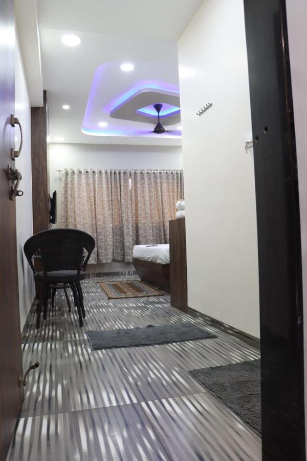 Pawan Executive Tuljapur מראה חיצוני תמונה