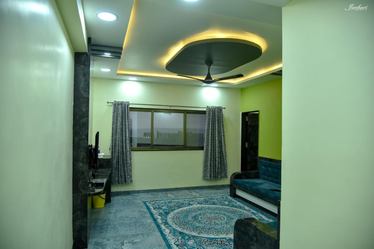 Pawan Executive Tuljapur מראה חיצוני תמונה