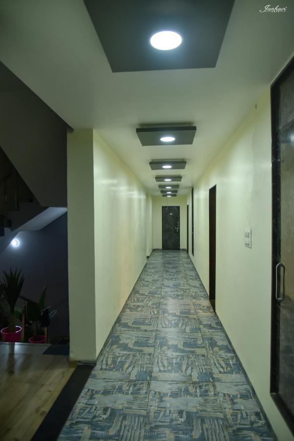 Pawan Executive Tuljapur מראה חיצוני תמונה